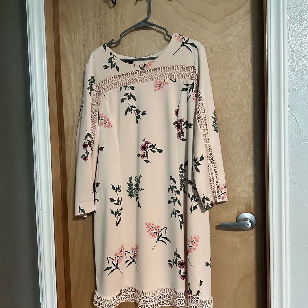 Alfani Cream Floral Long Sleeve Dress